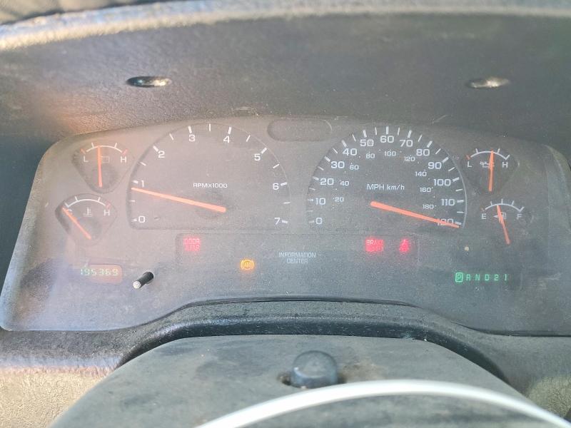 2002 Dodge Durango VIN 1B4HS58Z22F165283 COPART salvage auction — SIDE, SC, sold $50 on 2026-07-10 (photo 9)