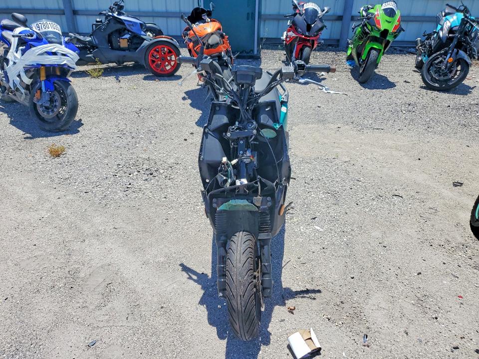 2024 Triumph motorcycle Motrcycle VIN H0DTAEFR8RX069874 COPART salvage auction — FRONT END, FL - CERT OF TITLE SLVG REBUILDABLE, sold $10 on 2026-07-22 (photo 2)
