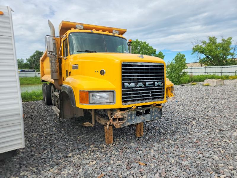 1998 Mack All other VIN 1M2AD62C6WW006986 — COPART salvage auction photo