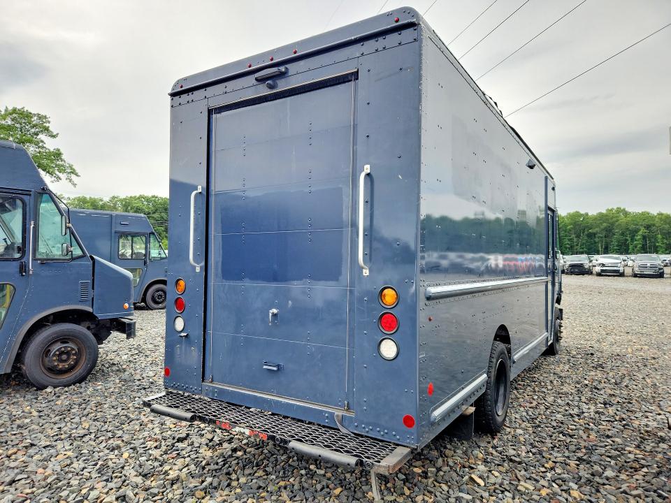 2021 Frht - freightliner All other VIN 4UZAC2EA7MCML0620 COPART salvage auction — NORMAL WEAR, NJ - CERTIFICATE OF TITLE, sold $21,500 on 2026-07-07 (photo 3)