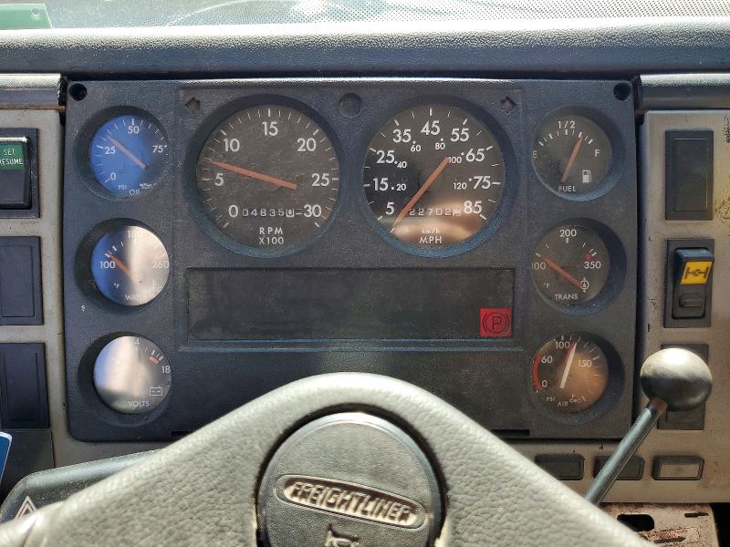 2000 Freightliner All models VIN 1FV6HJBA9YHA90381 COPART salvage auction — MINOR DENT/SCRATCHES, MN - CERTIFICATE OF TITLE, sold $4,250 on 2026-07-30 (photo 8)