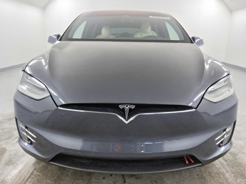2020 Tesla Model x VIN 5YJXCDE29LF241410 COPART salvage auction — NORMAL WEAR, Ca - Certificate Of Title, sold $31,000 on 2026-07-02 (photo 5)