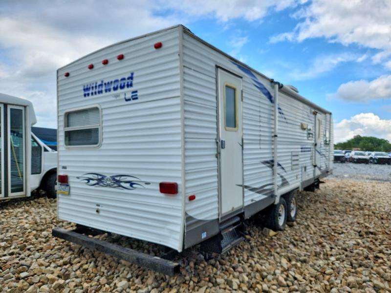 2008 Wildwood Forest riv VIN 4X4TWDE208A242395 COPART salvage auction — NORMAL WEAR, RC, sold $275 on 2026-07-28 (photo 4)