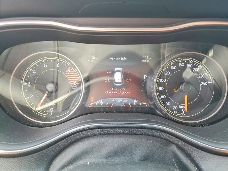 2022 Jeep Cherokee VIN 1C4PJMMX6ND549678 COPART salvage auction — NORMAL WEAR, Nb - Clean Title (P), sold $21,450 on 2026-07-03 (photo 9)
