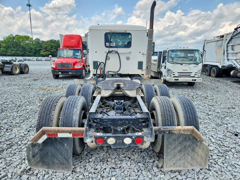 2017 Kenworth All other VIN 1XKZDP9X3HJ168598 COPART salvage auction — NORMAL WEAR, NC - CERTIFICATE OF TITLE (P), sold $15,700 on 2026-07-07 (photo 6)