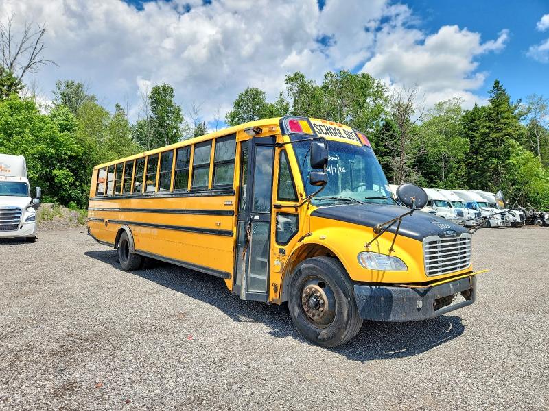 2012 Thomas Chassis b2 VIN 4UZABRDU7CCBP5511 COPART salvage auction — NORMAL WEAR, ON - PERMIT NO BRAND - UNFIT, sold $2,500 on 2026-09-01 (photo 1)
