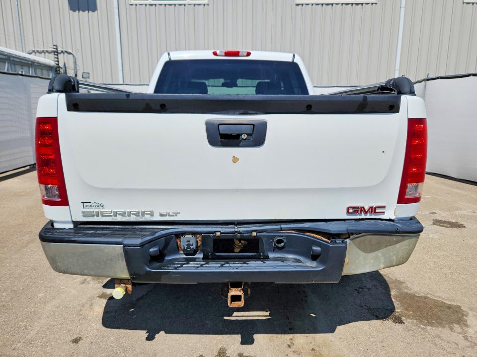 2008 Gmc SIERRA VIN 2GTEK13M981227790 COPART salvage auction — SIDE, Ab - Bos - Active, sold $700 on 2026-07-09 (photo 6)