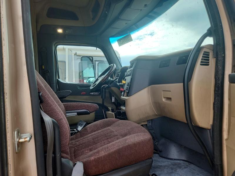 2015 Peterbilt All other VIN 1XPBD49X0FD283682 COPART salvage auction — SIDE, TX - CERTIFICATE OF TITLE, sold $5,500 on 2026-07-07 (photo 5)