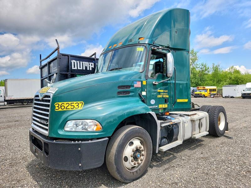 2017 Mack All other VIN 1M1AW01X5HM009845 COPART salvage auction — NORMAL WEAR, CT, sold $4,800 on 2026-07-09 (photo 2)