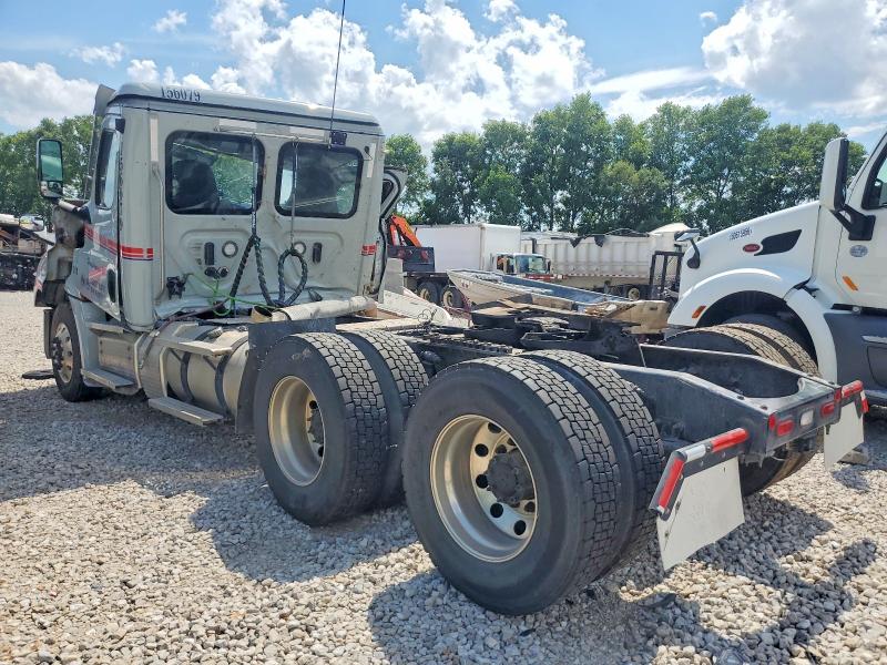 2025 Freightliner All other VIN 3AKJHLDR4SSVN0758 COPART salvage auction — ALL OVER, MO - SALVAGE CERTIFICATE OF TITLE, sold $16,500 on 2026-07-30 (photo 3)