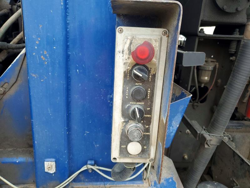 2009 Mack All other VIN 1M2AU02C79M003138 COPART salvage auction — FRONT END, VD, sold $1,500 on 2026-07-29 (photo 8)