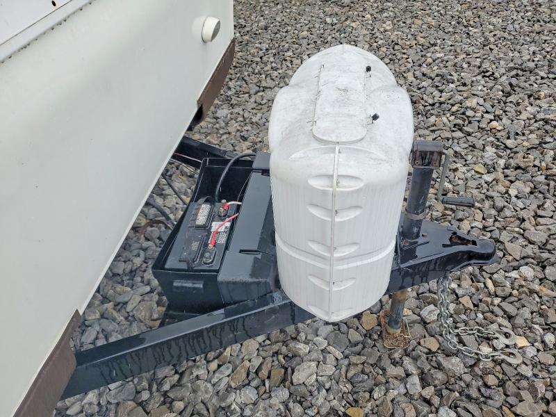2015 Rockwood Uk VIN 4X4TRLY20FZ133785 COPART salvage auction — HAIL, NY - MV-907A SALVAGE CERTIFICATE, sold $125 on 2026-07-23 (photo 8)