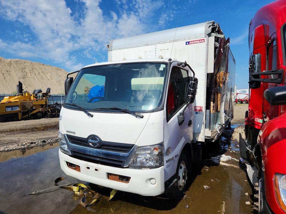 2019 Hino All other VIN JHHYDM1H1KK008020 COPART salvage auction — SIDE, IL - SALVAGE CERTIFICATE, sold $2,800 on 2026-07-27 (photo 1)