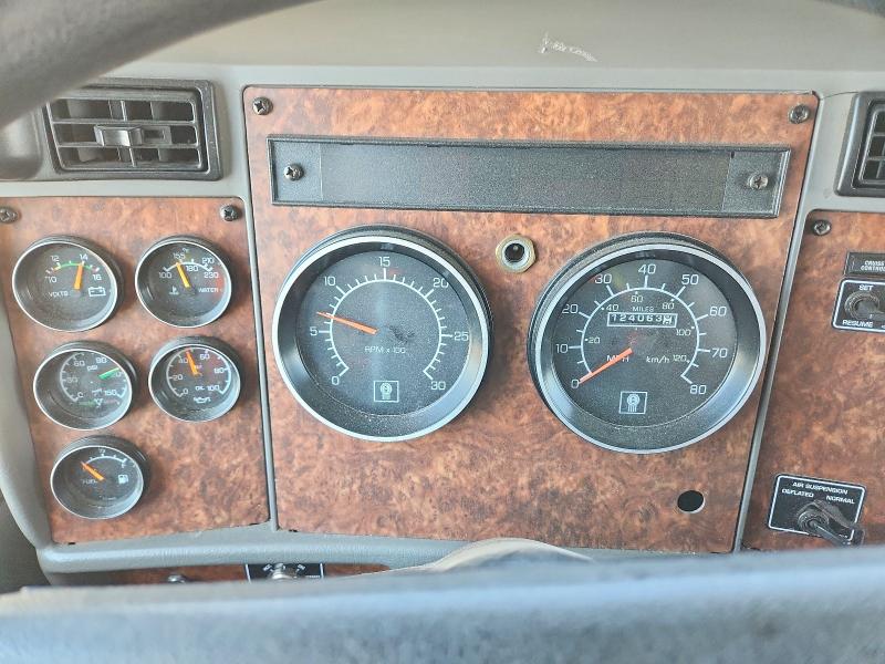 2004 Kenworth All other VIN 2NKMHD6X94M065751 COPART salvage auction — FRONT END, CO - DIS/DLR/EXP ONLY CLEAN TITLE, sold $400 on 2026-07-06 (photo 9)