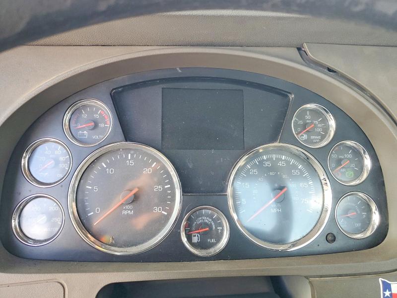 2017 Kenworth All other VIN 1XKZDK9X1HJ163970 COPART salvage auction — MINOR DENT/SCRATCHES, OH - CERTIFICATE OF TITLE, sold $4,250 on 2026-07-28 (photo 8)