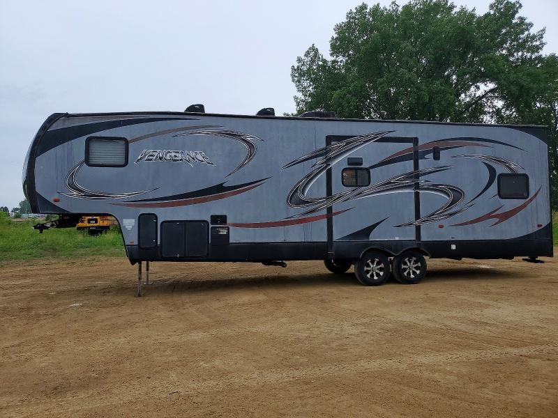 2013 Foresriver All models VIN 4X4FCTH20DY205442 COPART salvage auction — MINOR DENT/SCRATCHES, IL - CERTIFICATE OF TITLE, sold $2,100 on 2026-07-28 (photo 8)
