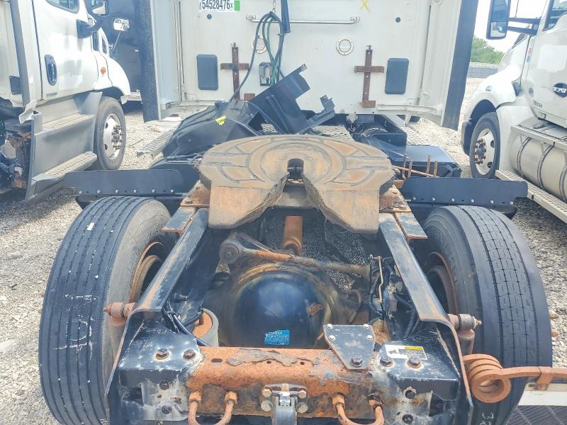 2017 Kenworth All other VIN 1XKYAP8X5HJ171685 COPART salvage auction — STRIPPED, CT, sold $1,450 on 2026-07-07 (photo 6)