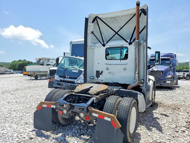 2018 Peterbilt All other VIN 1XPBA48XXJD478322 COPART salvage auction — NORMAL WEAR, IN - CERTIFICATE OF TITLE, sold $5,000 on 2026-07-29 (photo 4)