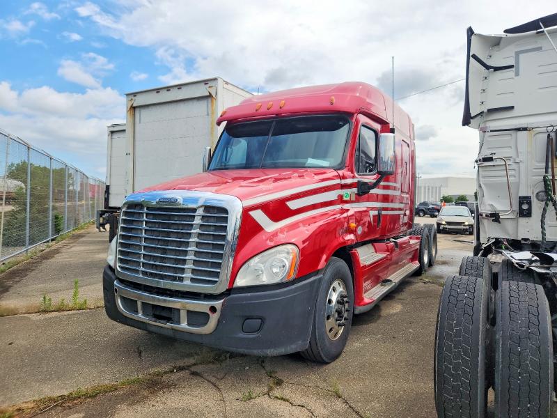 2013 Freightliner All other VIN 3AKJGLDR9DSFF2168 COPART salvage auction — MECHANICAL, OH - CERTIFICATE OF TITLE, sold $3,350 on 2026-08-11 (photo 2)