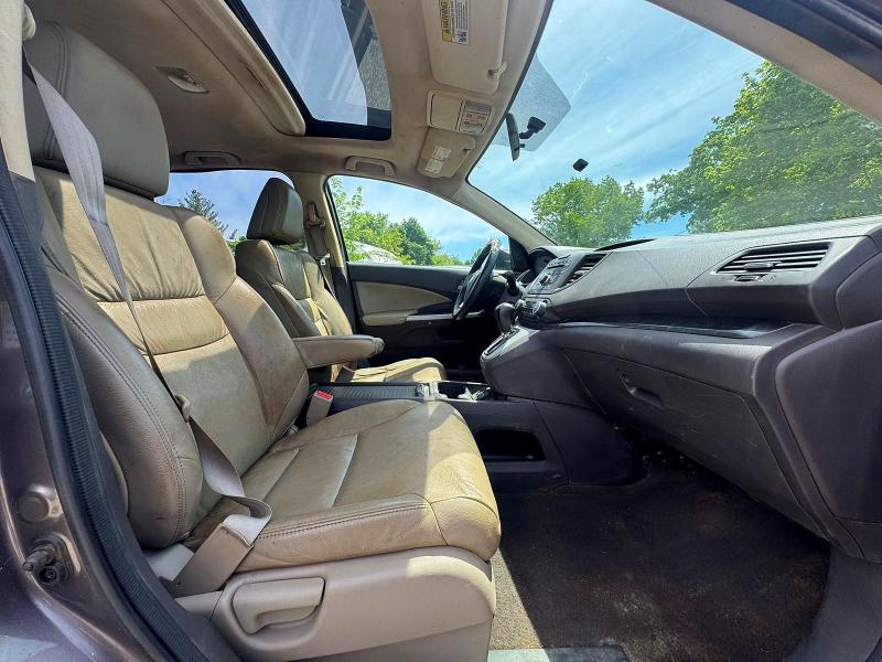 2014 Honda Cr-v VIN 2HKRM4H78EH701593 COPART salvage auction — NORMAL WEAR, VA - CERTIFICATE OF TITLE (P), sold $3,700 on 2026-07-14 (photo 5)