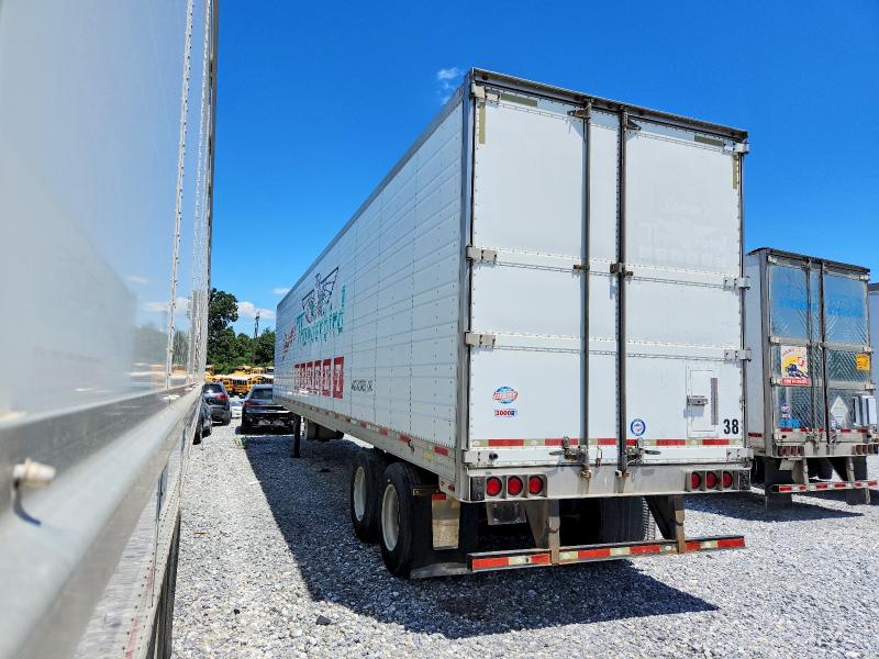 2012 Utility All models VIN 1UYVS2485CU425501 COPART salvage auction — MINOR DENT/SCRATCHES, CT, sold $2,000 on 2026-07-09 (photo 4)