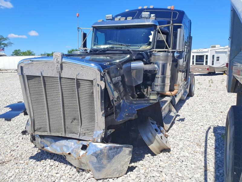 2020 Kenworth All other VIN 1XKWD49X2LR383143 COPART salvage auction — SIDE, OK - CERT OF TITLE-SALVAGE, sold $15,000 on 2026-07-30 (photo 2)