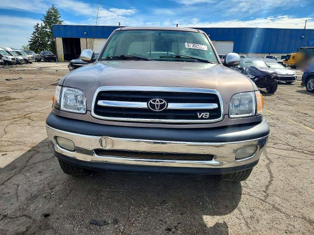 2001 Toyota Tundra VIN 5TBBT44181S156823 COPART salvage auction — INTERIOR BURN, CT, sold $1,800 on 2026-07-10 (photo 5)