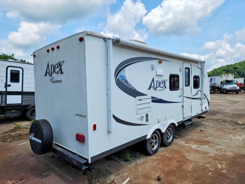 2013 Coachman Recreation VIN 5ZT2CXKB0DA002918 COPART salvage auction — MINOR DENT/SCRATCHES, CT, sold $3,800 on 2026-07-07 (photo 4)