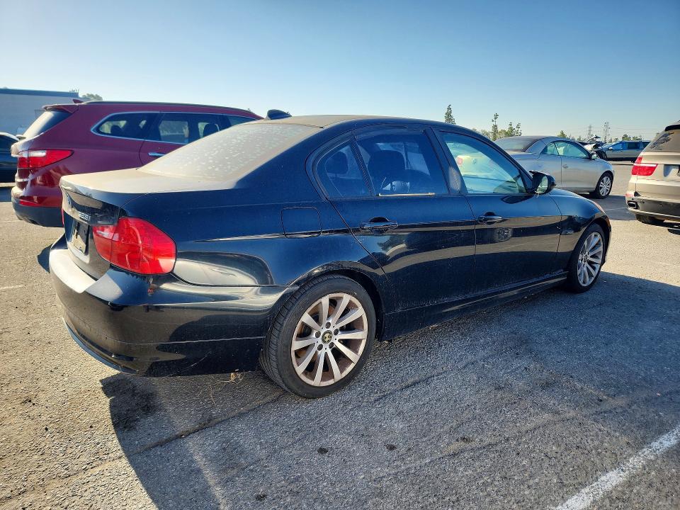 2011 BMW 3 series VIN WBAPH5G59BNN59443 COPART salvage auction — MECHANICAL, DQ, sold $375 on 2026-08-04 (photo 3)
