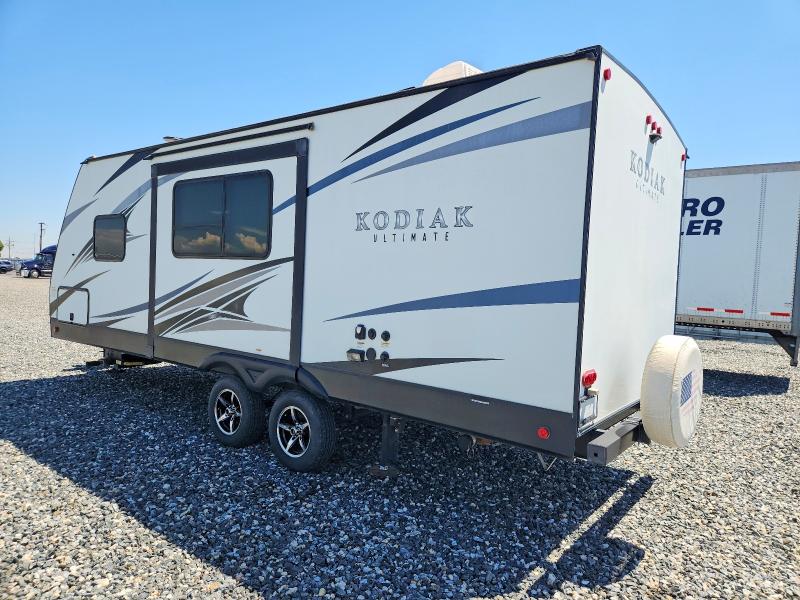 2018 Kyrv Trailers VIN 4YDT24021JJ971520 COPART salvage auction — MINOR DENT/SCRATCHES, CO - DIS/DLR/EXP ONLY CLEAN TITLE, sold $8,100 on 2026-07-07 (photo 3)