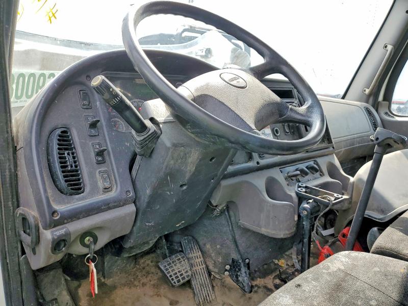 2019 Freightliner All other VIN 1FVACWD39KHKK5285 COPART salvage auction — FRONT END, OH - CERTIFICATE OF TITLE (P), sold $6,600 on 2026-07-27 (photo 8)