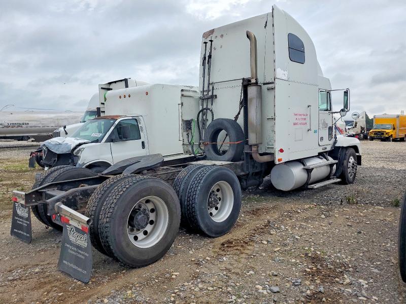 2001 Freightliner All other VIN 1FUJAHCG21PF96211 COPART salvage auction — FRONT END, CT, sold $4,000 on 2026-07-20 (photo 4)