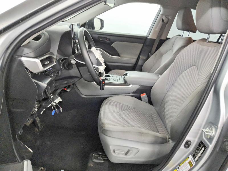 2022 Toyota Highlander VIN 5TDBZRBH0NS253457 COPART salvage auction — FRONT END, Ca - Certificate Of Title, sold $14,700 on 2026-07-09 (photo 7)