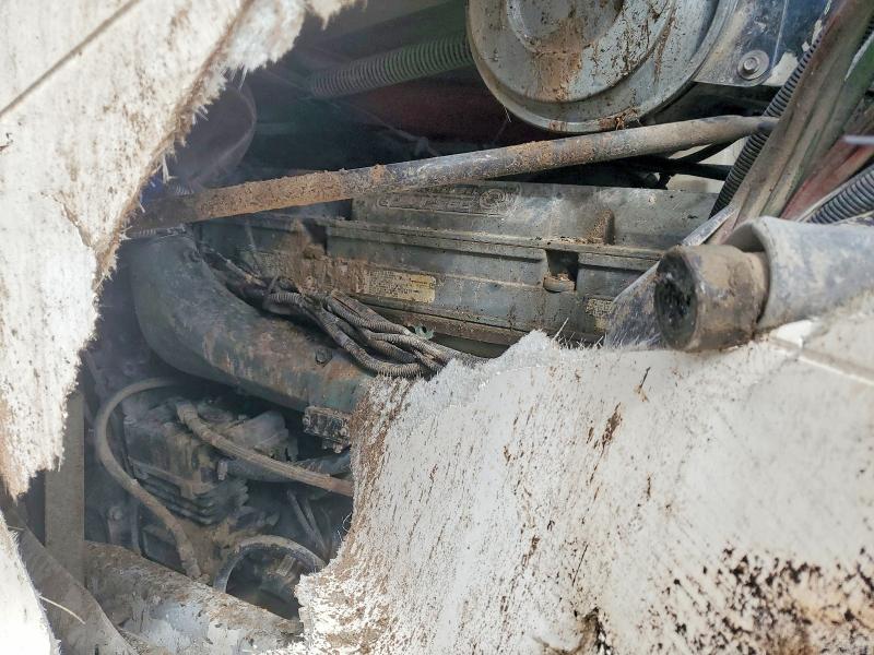 1995 Freightliner All other VIN 1FUYDZYB9SH597888 COPART salvage auction — ROLLOVER, TX - SALVAGE VEHICLE TITLE (P), sold $4,550 on 2026-07-09 (photo 7)