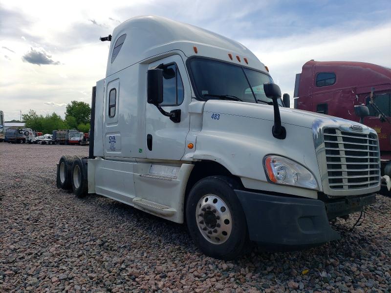 2015 Freightliner All other VIN 1FUJGLBG4FLGL1283 COPART salvage auction — SIDE, VA - CERTIFICATE OF TITLE, sold $2,300 on 2026-07-22 (photo 1)