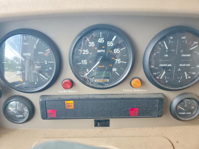 2004 Freightliner All other VIN 4UZAAHBS94CM36179 COPART salvage auction — MECHANICAL, NH - CERTIFICATE OF TITLE, sold $7,400 on 2026-07-29 (photo 8)
