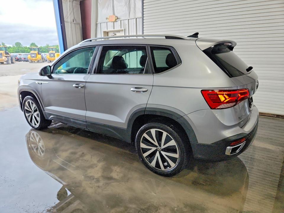 2022 Volkswagen All other VIN 3VVYX7B2XNM088583 COPART salvage auction — MINOR DENT/SCRATCHES, CT, sold $8,900 on 2026-07-23 (photo 2)