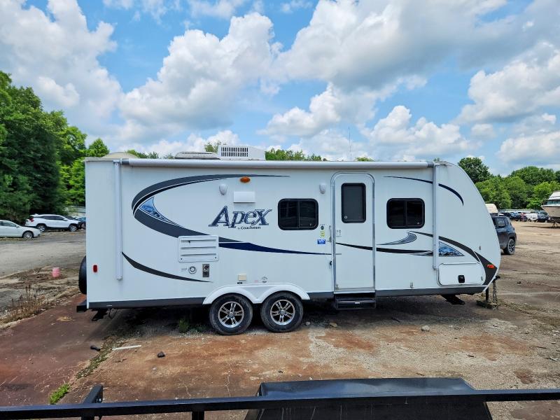 2013 Coachman Recreation VIN 5ZT2CXKB0DA002918 COPART salvage auction — MINOR DENT/SCRATCHES, CT, sold $3,800 on 2026-07-07 (photo 9)
