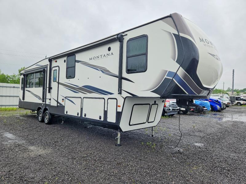 2021 Keystone Montana VIN 4YDF38420MA743928 COPART salvage auction — MINOR DENT/SCRATCHES, ON - PERMIT NO BRAND - UNFIT (P), sold $27,250 on 2026-07-07 (photo 1)
