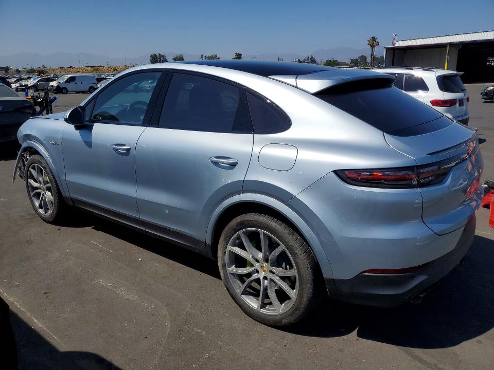 2022 Porsche Cayenne VIN WP1BE2AY8NDA51058 COPART salvage auction — Front End, CA - SALVAGE CERTIFICATE (P), sold $34,650 on 2026-06-26 (photo 2)