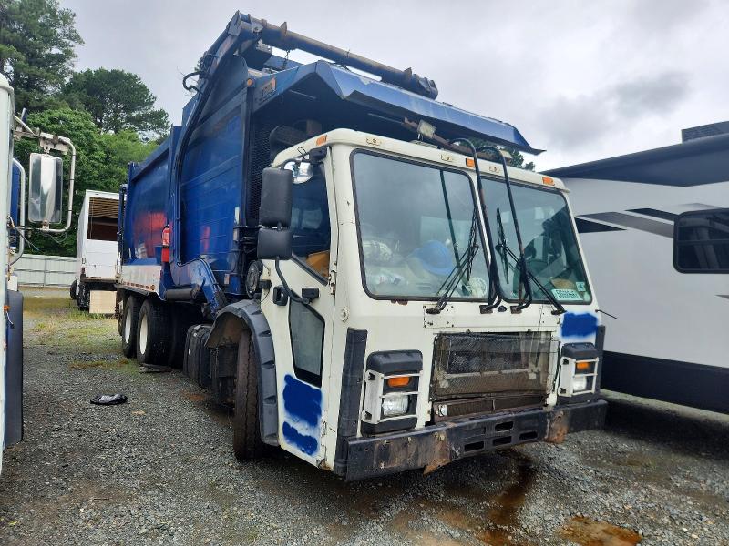 2016 Mack All other VIN 1M2LR05C7GM001232 COPART salvage auction — FRONT END, CD, sold $10 on 2026-07-09 (photo 1)