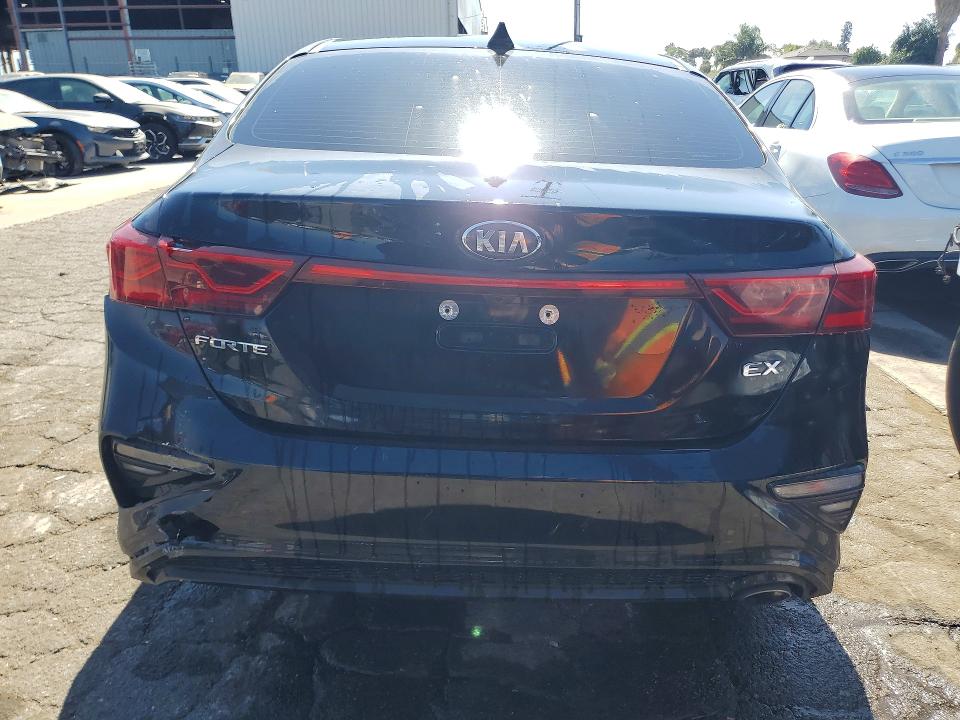 2021 Kia Forte VIN 3KPF54ADXME402948 COPART salvage auction — FRONT END, Ca - Certificate Of Title, sold $4,300 on 2026-07-02 (photo 6)