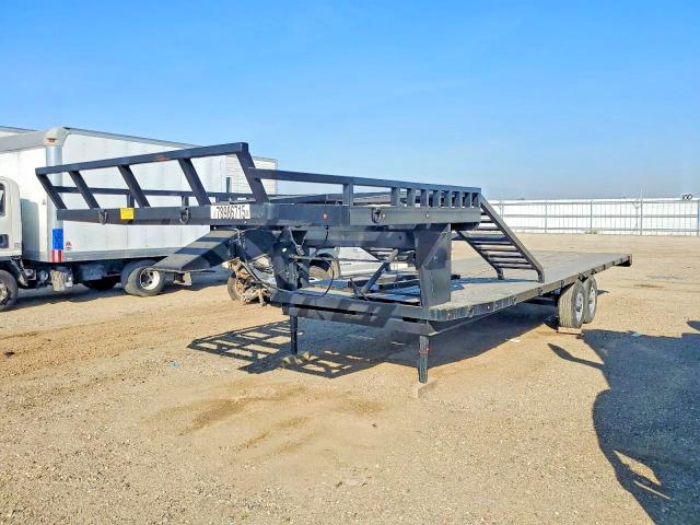 2009 Urwi Trailer VIN 4YDF2932192501807 COPART salvage auction — MINOR DENT/SCRATCHES, CA - DLR/DIS/EXP ONLY SALVAGE TITLE, sold $325 on 2026-07-31 (photo 2)
