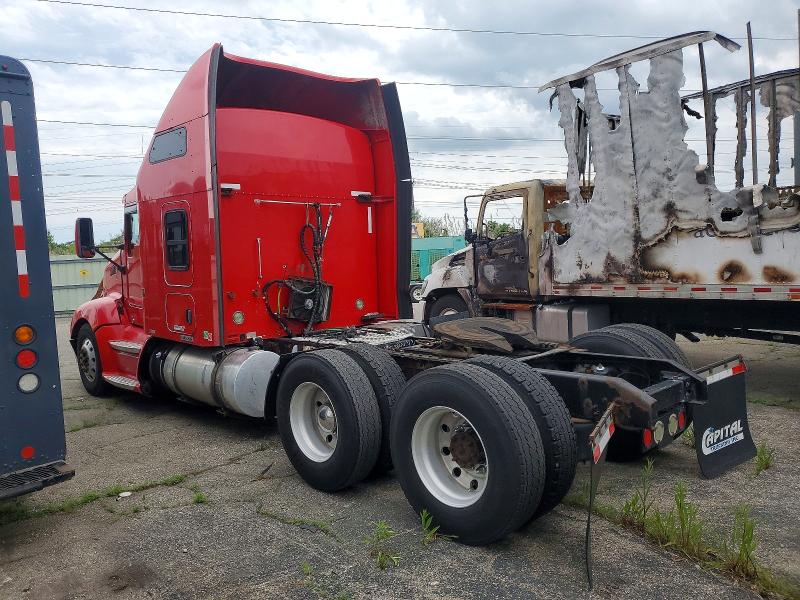 2012 Kenworth All other VIN 1XKAD49X6CJ328820 COPART salvage auction — MINOR DENT/SCRATCHES, MI - CERTIFICATE OF TITLE, sold $6,300 on 2026-07-27 (photo 3)