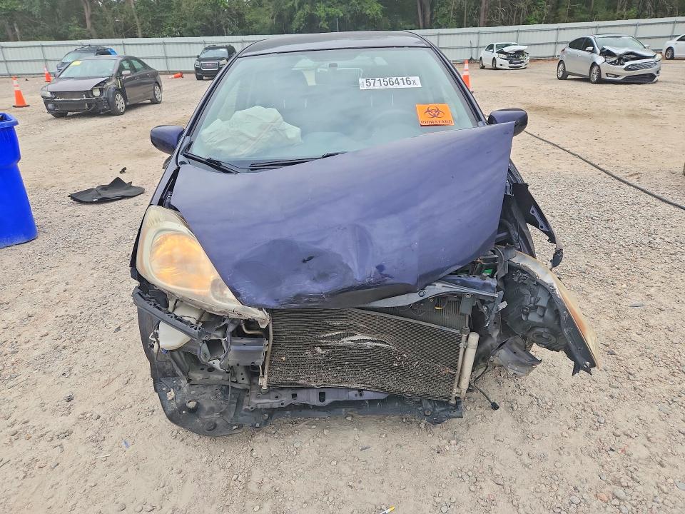 2010 Honda Fit VIN JHMGE8H41AC030807 COPART salvage auction — FRONT END, Nc - Salvage Certificate Of Title, sold $250 on 2026-07-31 (photo 5)