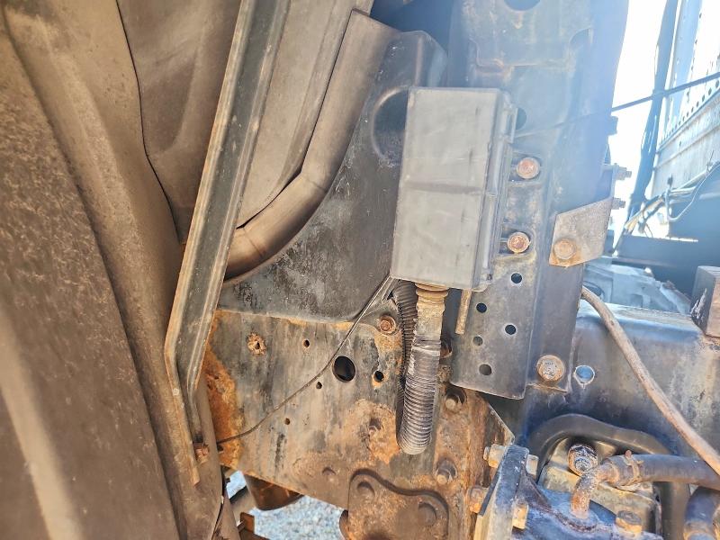 2001 Mitsubishi fuso truck of america inc All other VIN JW6FFL1E21M000192 COPART salvage auction — FRONT END, NY - MV-907A SALVAGE CERTIFICATE, sold $550 on 2026-07-23 (photo 7)