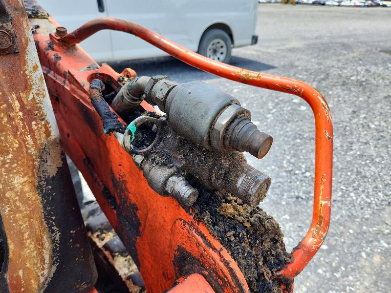 2016 Kubota Skid steer VIN JKUS0651H01S10446 COPART salvage auction — BURN, PA - BILL OF SALE, sold $150 on 2026-07-28 (photo 9)