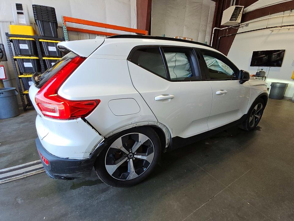 2025 Volvo Xc40 VIN YV4L12UC4S2488433 COPART salvage auction — SIDE, Ct - Certificate Of Title, sold $14,800 on 2026-07-23 (photo 3)