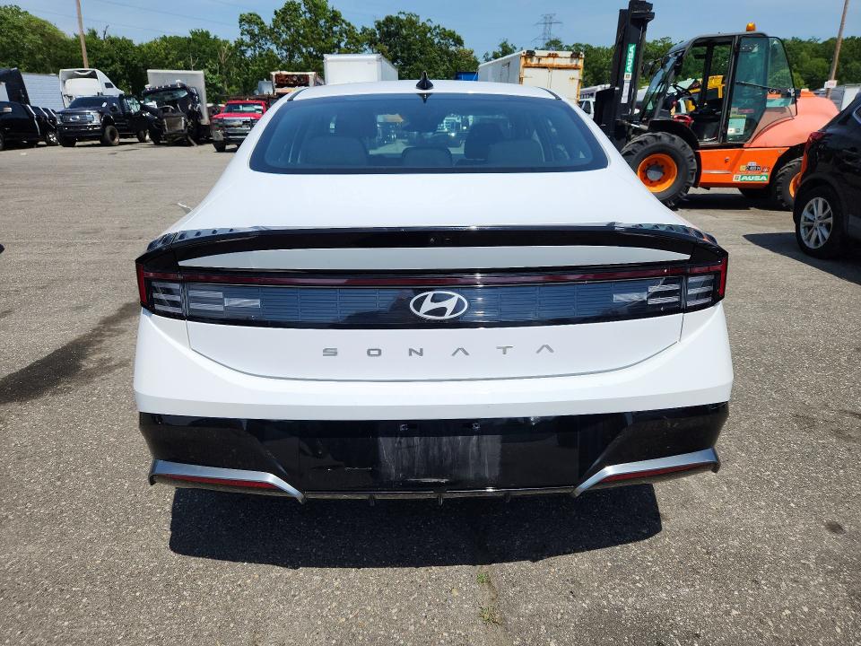 2025 Hyundai Sonata VIN KMHL64JA8SA458842 COPART salvage auction — FRONT END, Fl - Cert Of Title Slvg Rebuildable, sold $1,300 on 2026-07-22 (photo 6)