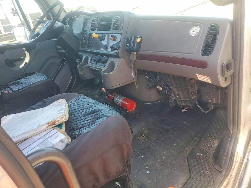 2010 Freightliner All other VIN 1FVACXBS8ADAN7843 COPART salvage auction — SIDE, FL - CERTIFICATE OF TITLE, sold $1,750 on 2026-07-28 (photo 8)